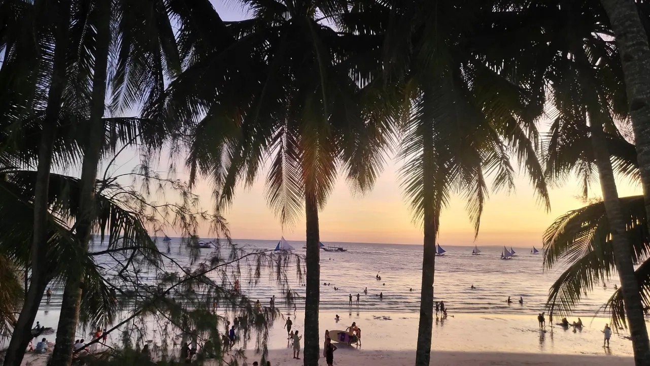 [보라카이] 너무나도 빨리지나가 버린..보라카이의 일상( peat 라이언)