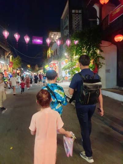 [다낭]잘생긴 ﻿김민 가이드님~ 딸이 많이 보고 싶어해요~ 고마웠고 즐거웠습니다!!