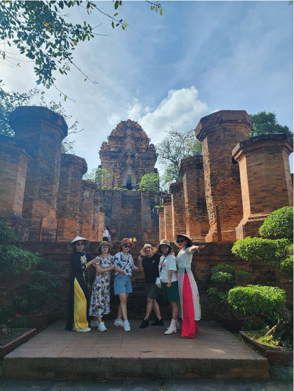 [나트랑] 행복한 추억을 만들어준 친구들과.... 그 곳에 함께해준 가이드맨 휘~~~ 고마워요~~