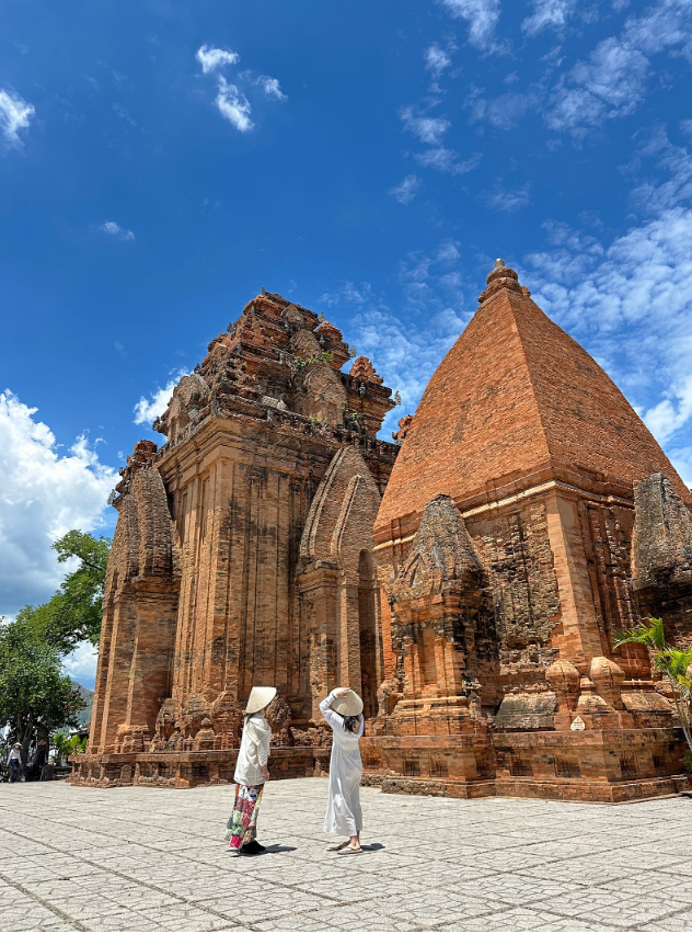 [나트랑] [여행후기] 나트랑 가이드맨 민현가이드님과 함께 친구와 둘만의 여행????????(8월 28일~31일)