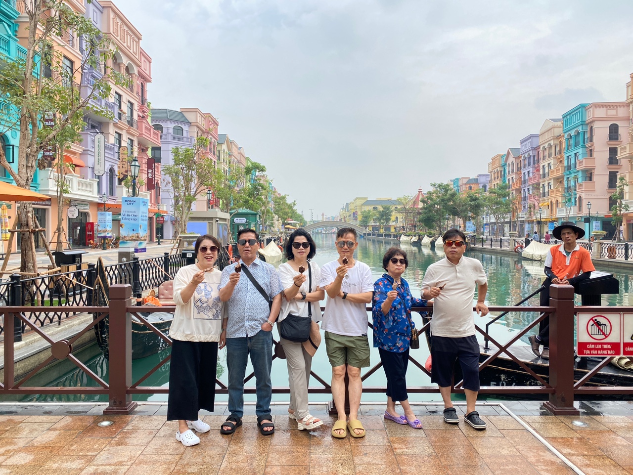 [하노이] 떠나자 가족과 함께