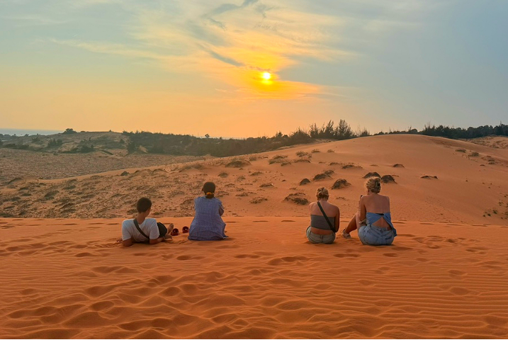 [호치민] 베트남 여행중 (무이네여행중 랍스타쌀국수, 요정의샘,피싱빌리지,화이트샌드,바람의언덕,레드샌드)2024.11.04