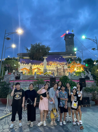 [나트랑] 인생에서 여행이란 특별함을 같이 동행해준 화화(가이드님) Mr Quy（기사님）