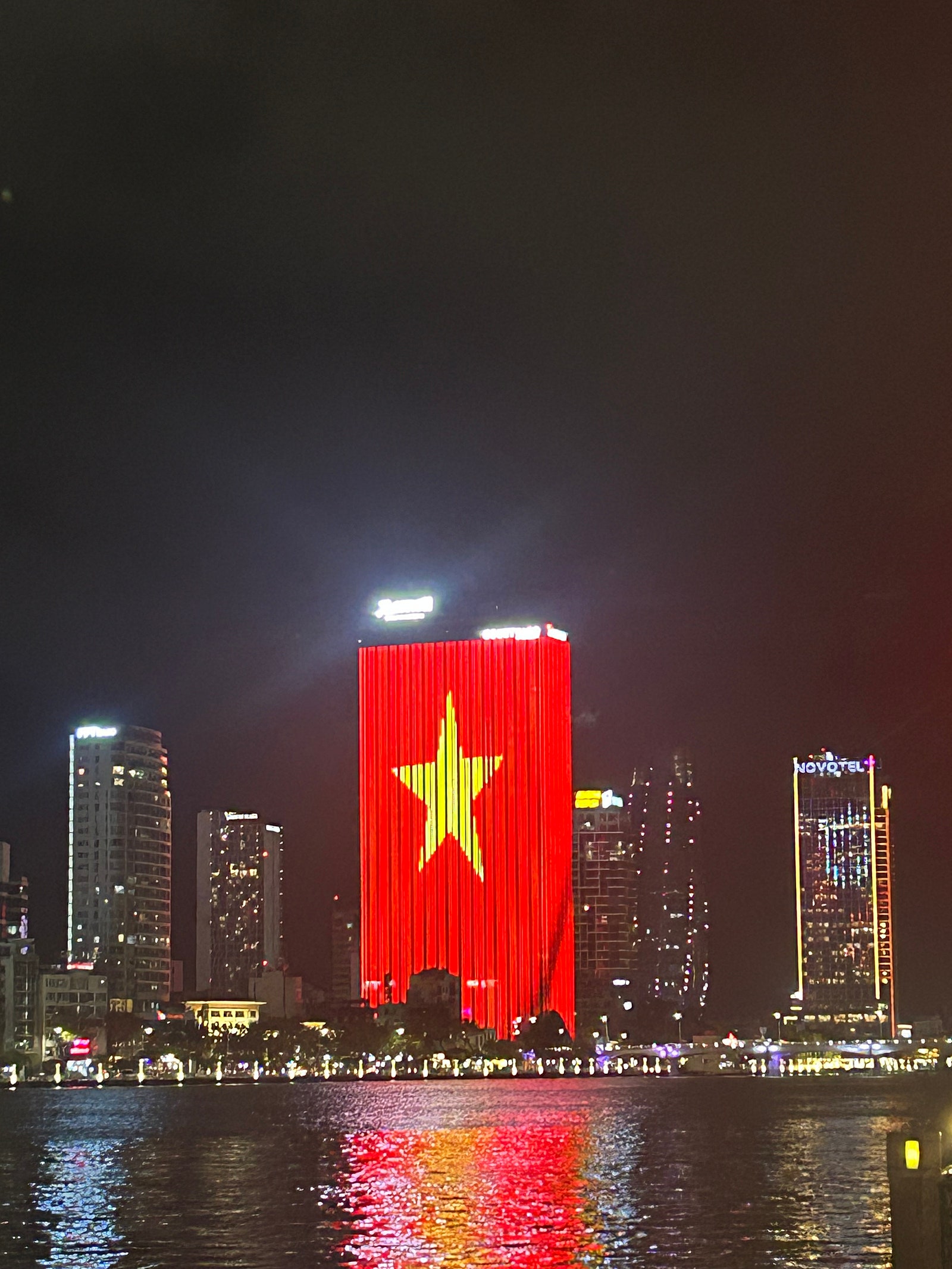 [다낭] (여행 후기) 여행을 더욱 즐겁게 만들어주신 프엉 가이드님^^ 다음 동남아 여행도 프엉 가이드님이 해주시길 !!